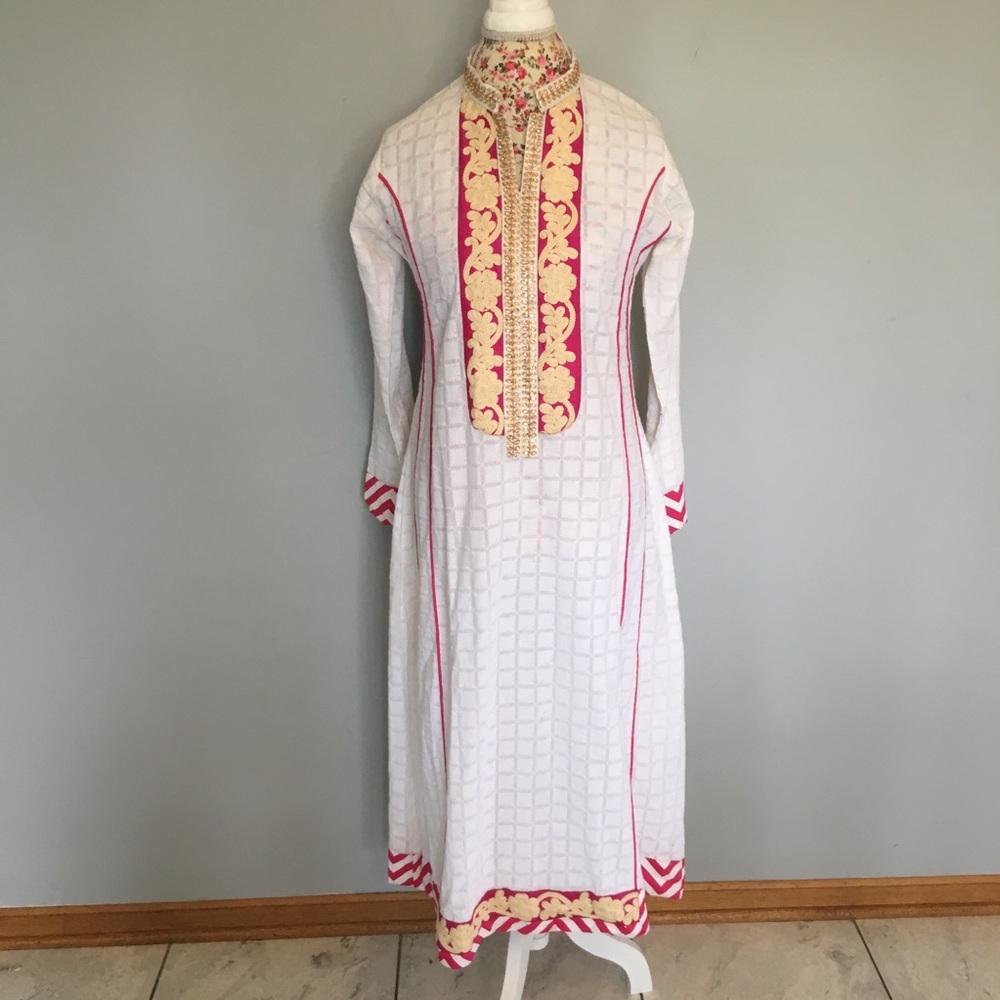 Pakistani kameez